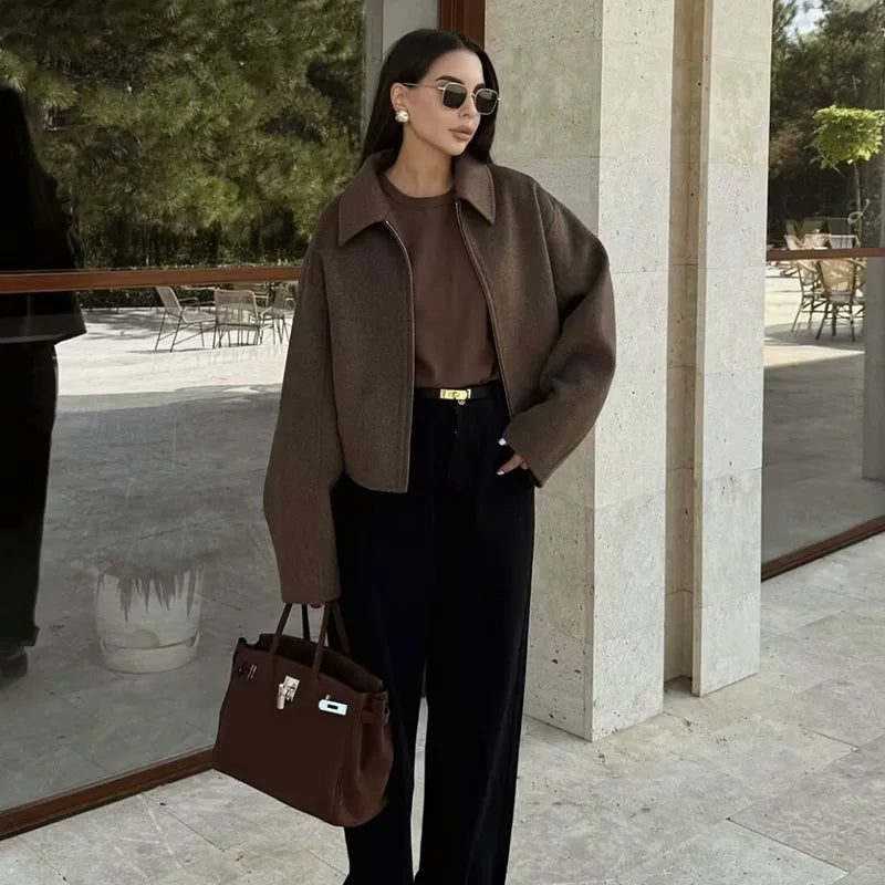 CHAQUETA DE INVIERNO — ENFRENTA EL INVIERNO CON ESTILO Y CONFIANZA