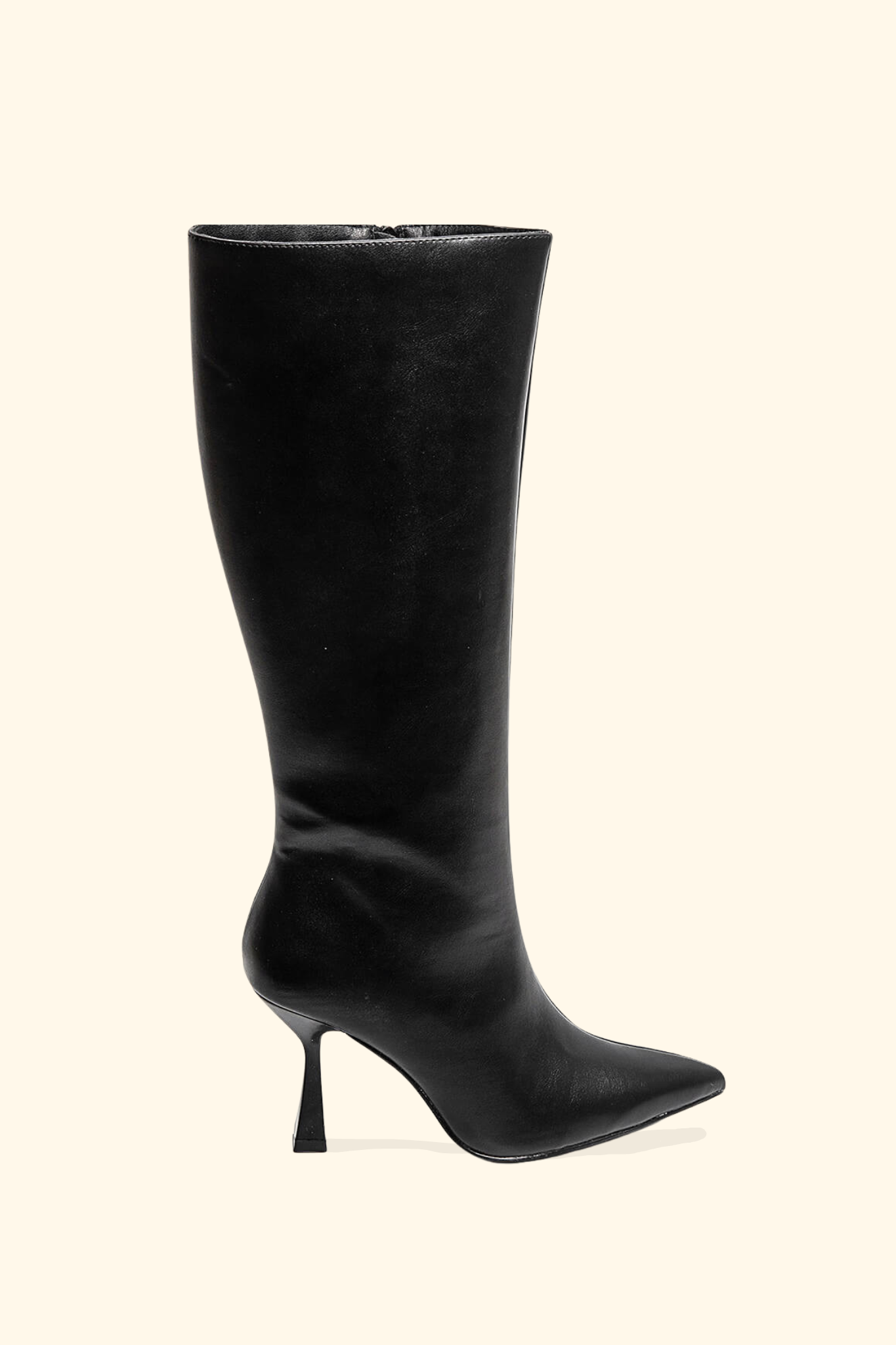 BOTAS DE PIEL SINTÉTICA — ELEGANCIA Y ESTILO EN CADA PASO