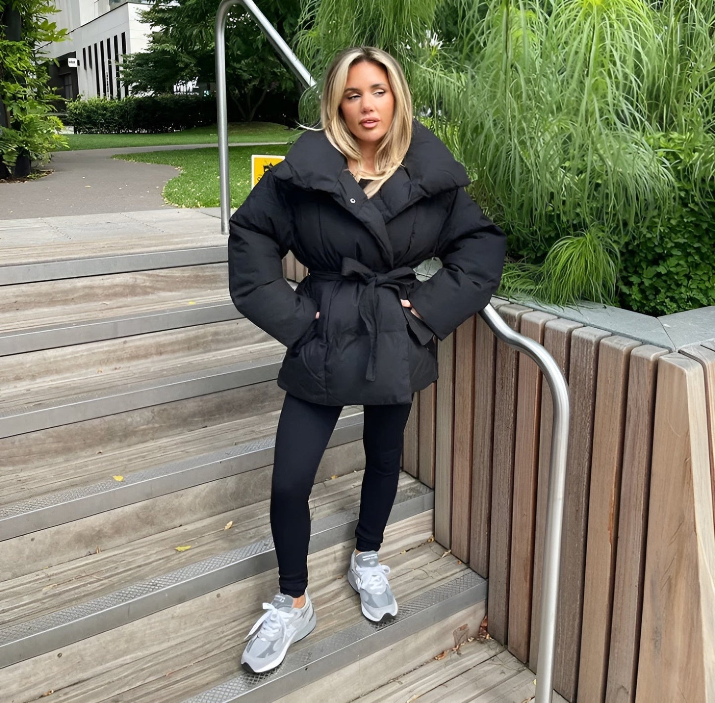 ABRIGO DE INVIERNO ELEGANTE — SIÉNTETE CHIC Y CÓMODA