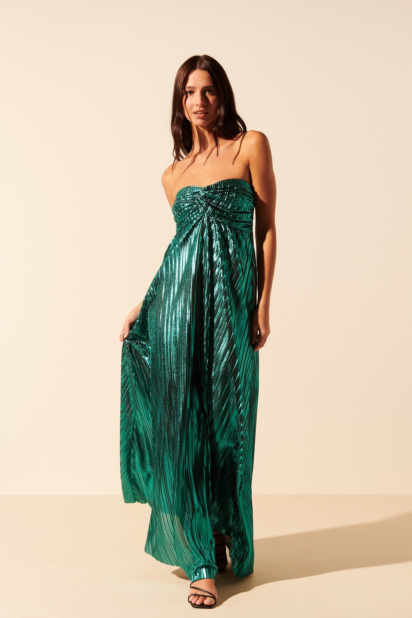 VESTIDO LARGO PALABRA DE HONOR — ELEGANCIA Y GLAMOUR