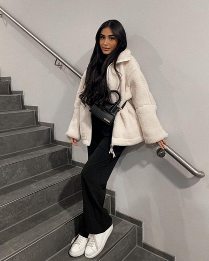 ABRIGO — TU ALIADO CHIC PARA AFRONTAR EL FRÍO