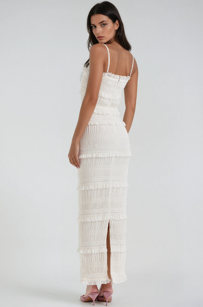 VESTIDO ELEGANTE Y LIGERO — EL VESTIDO QUE ACOMPAÑA TUS MOVIMIENTOS CON GRACIA