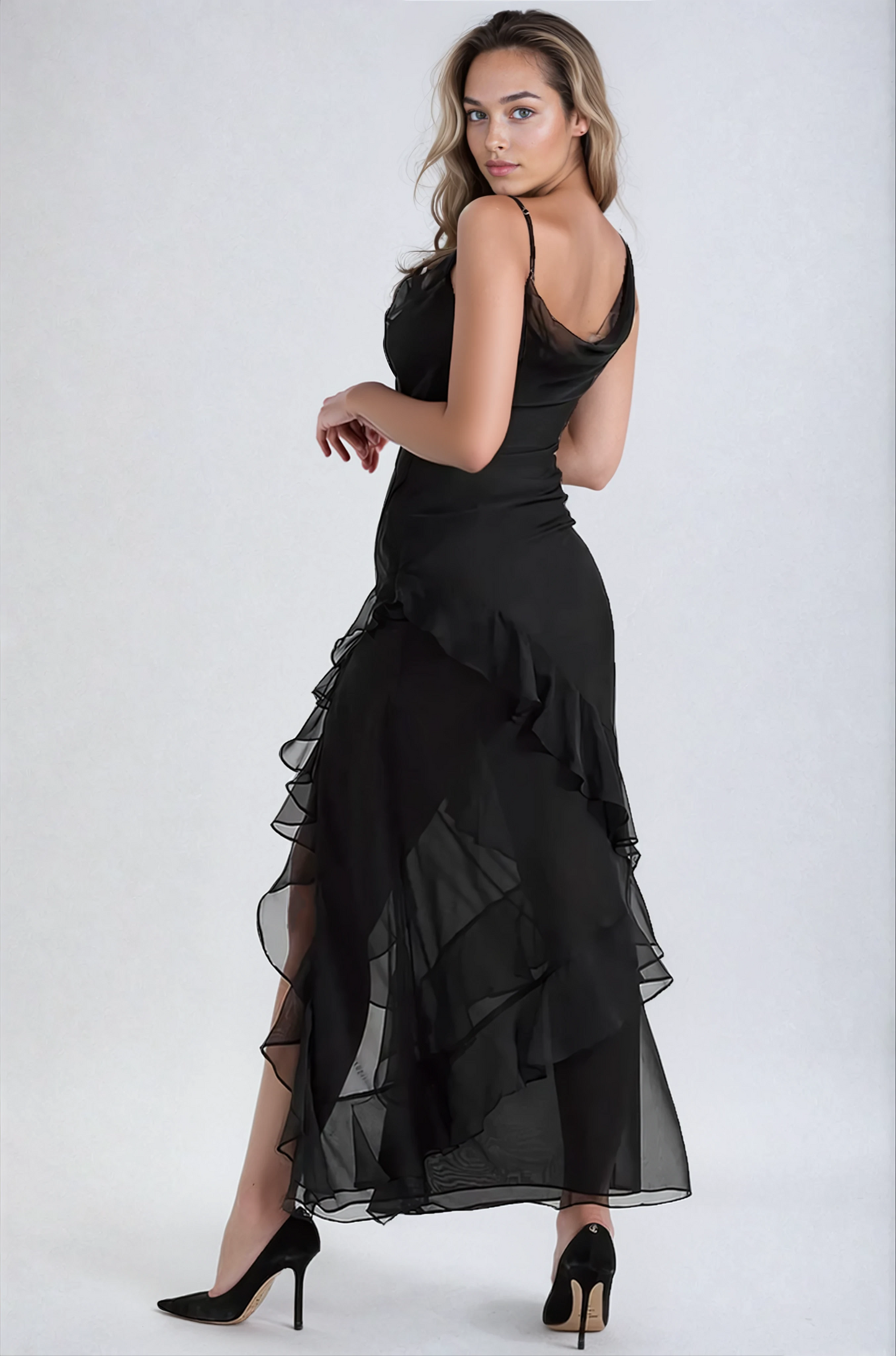 VESTIDO LARGO — ELEGANCIA Y AUDACIA