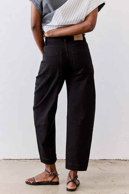 VAQUERO MODERNO — COMODIDAD Y ESTILO URBANO